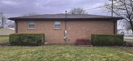79 W 2nd St in Frazeysburg, OH - Building Photo - Building Photo