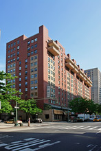 Columbus Townhouse in New York, NY - Foto de edificio - Building Photo