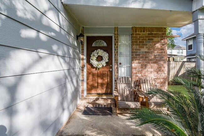 5631 Fawn Trail Ln in Humble, TX - Foto de edificio - Building Photo