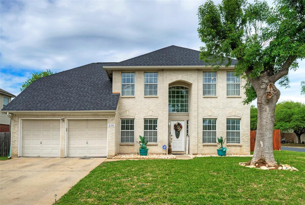15000 Big Falls Dr in Leander, TX - Building Photo