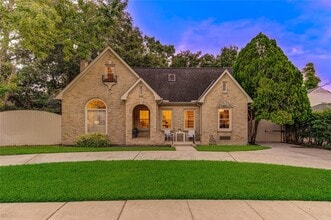 3123 University Blvd in Houston, TX - Foto de edificio - Building Photo