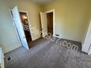 37 Bierce Ave in Dayton, OH - Foto de edificio - Building Photo