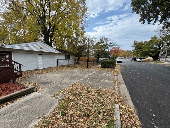 1901 S 7th St in Springfield, IL - Building Photo - Building Photo