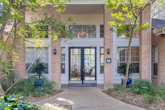 Park on Memorial in Houston, TX - Foto de edificio - Building Photo