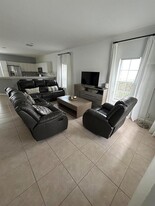 13517 Fountain View Blvd in Wellington, FL - Building Photo