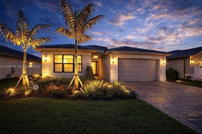 10922 SW Meandering Mile Rd in Port St. Lucie, FL - Building Photo - Building Photo