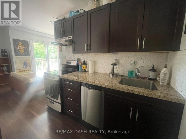 property at 141 Admiral Rd