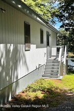 1256 Lakeview Rd in Copake, NY - Building Photo - Building Photo
