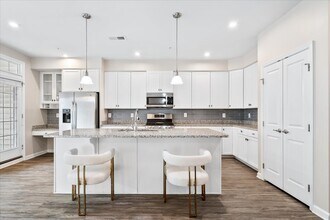 6026 Forum Sq in Frederick, MD - Building Photo - Building Photo