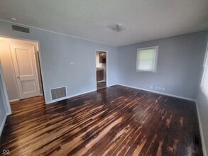2222 Groff Ave in Indianapolis, IN - Building Photo - Building Photo