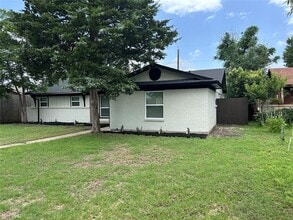 3837 Burning Tree Ln in Garland, TX - Building Photo - Building Photo