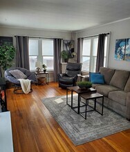 2900 High St, Unit 2 in Des Moines, IA - Building Photo - Building Photo