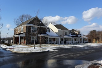 Don Coppedge Village in Phoenixville, PA - Foto de edificio - Building Photo