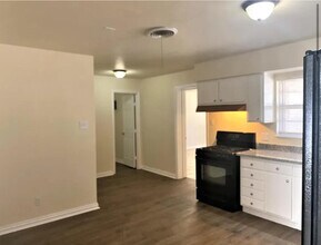 4908 43rd St in Lubbock, TX - Building Photo - Building Photo