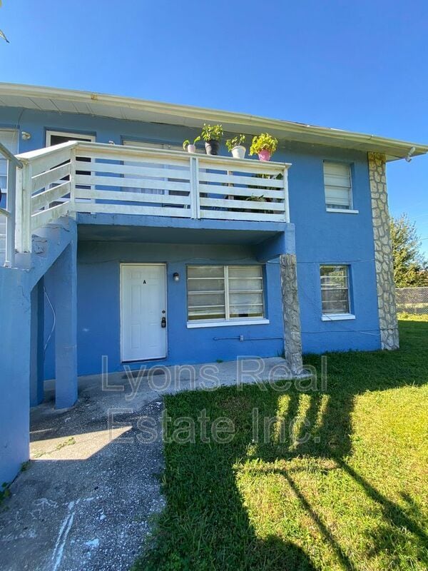 3323 Canal St in Ft. Myers, FL - Foto de edificio - Building Photo
