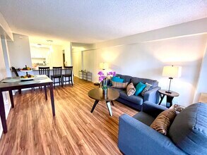 303 Liliuokalani Ave, Unit #301 King Kalani in Honolulu, HI - Building Photo - Building Photo