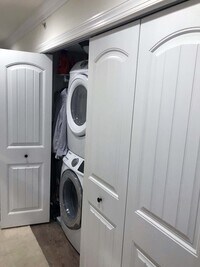 751 N Uber St, Unit apt 2 photo'