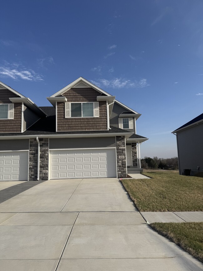 property at 300 W Samuel Ave