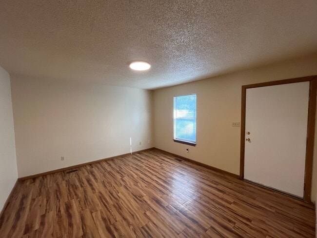 1426 N La Fontaine Ave in Springfield, MO - Building Photo - Building Photo