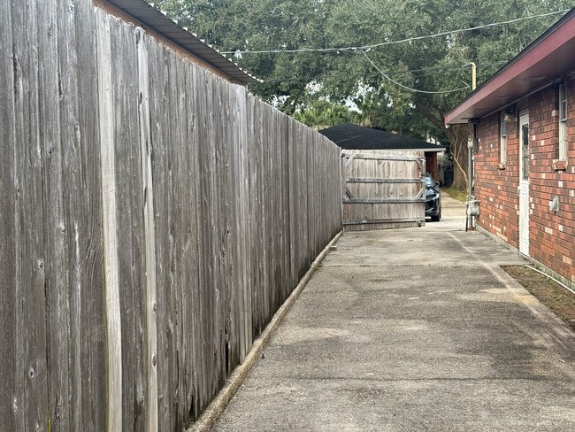 119 Jay St in Belle Chasse, LA - Building Photo - Building Photo