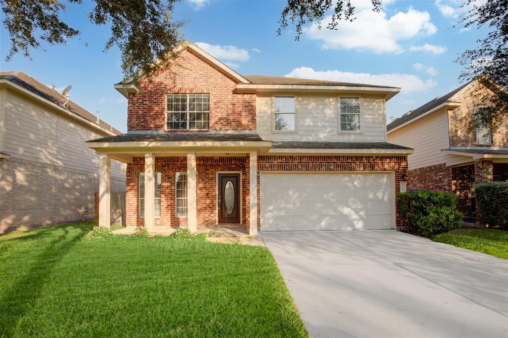 2726 Empire Oaks Lane in Katy, TX - Foto de edificio