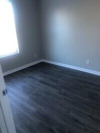 1301 Waldrop Pl photo'