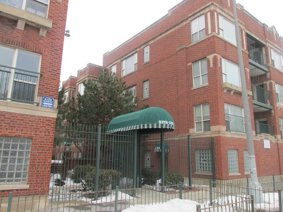 5168 S King Dr in Chicago, IL - Building Photo