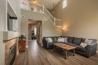 1245 S Flatrock Cir in Aurora, CO - Building Photo - Building Photo