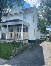 221 Kenwood Ave in Syracuse, NY - Building Photo - Building Photo