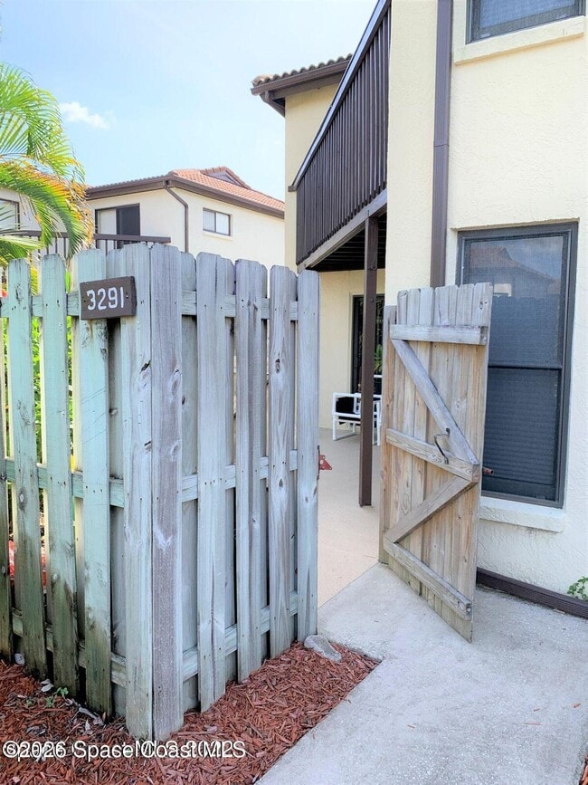 3291 River Villa Way in Melbourne Beach, FL - Building Photo - Building Photo