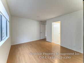 2488-2490 Purdue Avenue in Los Angeles, CA - Foto de edificio - Building Photo