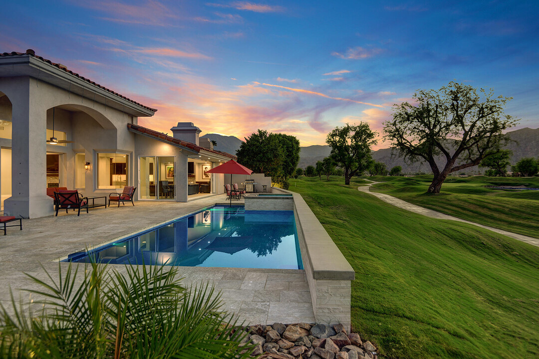 54435 Southern Hill in La Quinta, CA - Building Photo