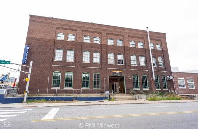 501 Madison Ave in Indianapolis, IN - Building Photo - Building Photo