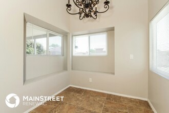 8713 W Jefferson St in Peoria, AZ - Building Photo - Building Photo