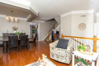 188 Fringetree Dr in West Chester, PA - Building Photo - Building Photo