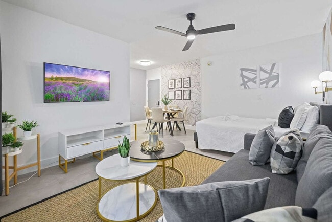 7340 Harding Ave in Miami Beach, FL - Building Photo - Building Photo