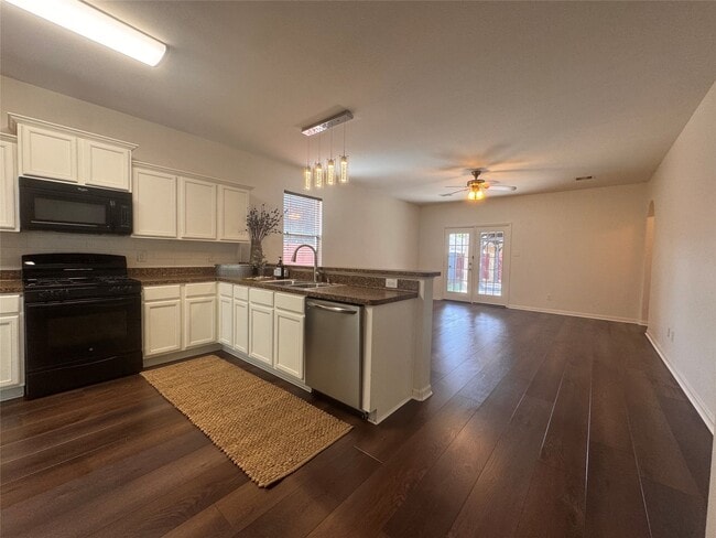 302 Broken Pine Ct in Conroe, TX - Building Photo - Building Photo