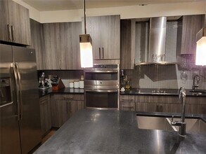 3600 S Lamar Blvd in Austin, TX - Building Photo - Building Photo