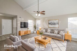 9310 Westacre Pl in Houston, TX - Building Photo - Building Photo