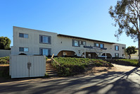 Eucalyptus Apartments in Encinitas, CA - Building Photo - Building Photo