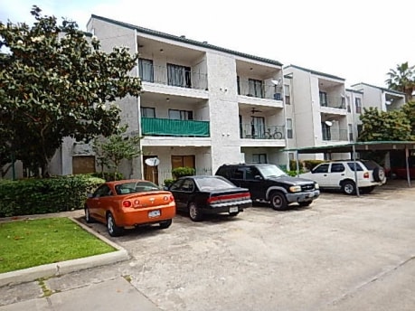 property at 2820 S Bartell Dr