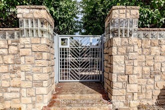 4209 Clark Ave-Unit -2 in Kansas City, MO - Building Photo - Building Photo