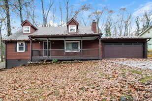 5916 S Quail Dr in Douglasville, GA - Building Photo