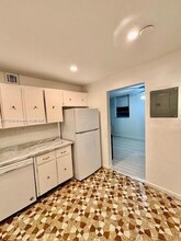 14165 SW 87th St in Miami, FL - Building Photo - Building Photo
