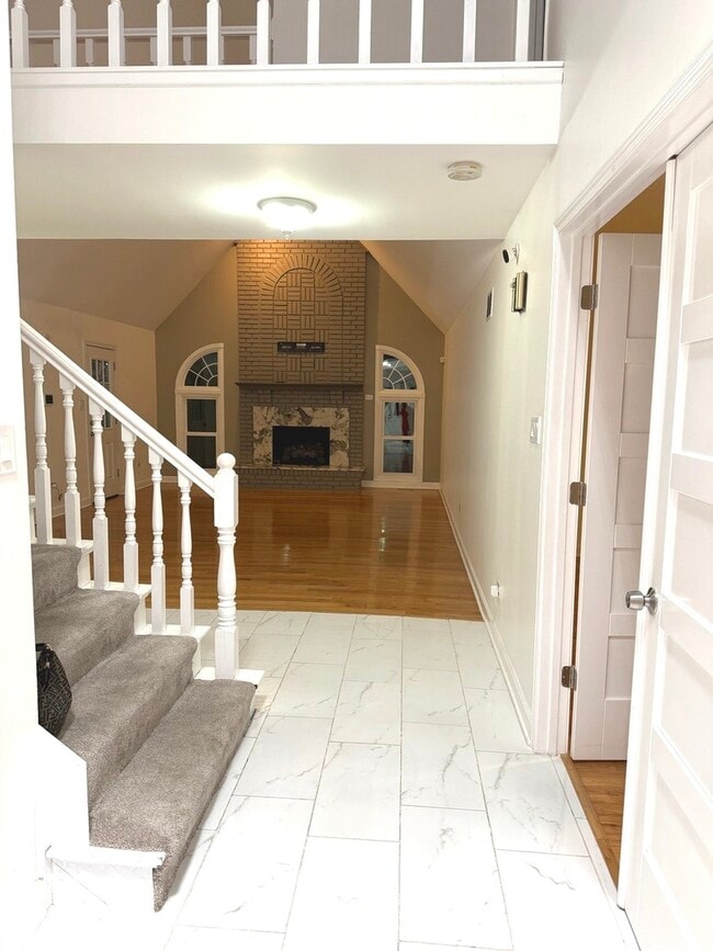 17312 Valley View Dr in Tinley Park, IL - Building Photo - Building Photo