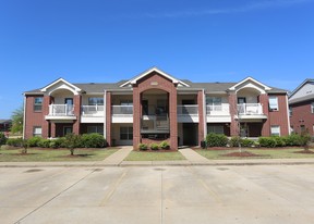 The Greens at Tuscaloosa I/II Apartments