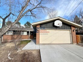 7074 S Willow St in Centennial, CO - Building Photo