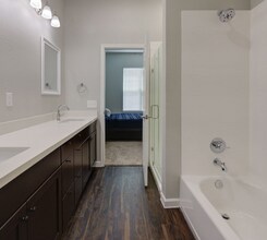 10828 Champion Forest Loop in Conroe, TX - Building Photo - Building Photo