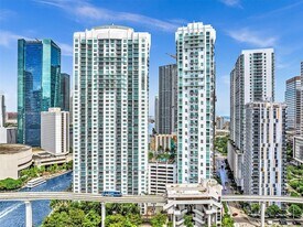 41 SE 5th St, Unit 1901 in Miami, FL - Building Photo