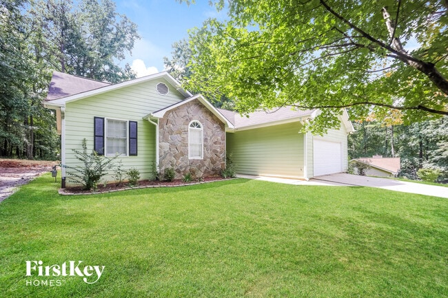 60 Vineyards Dr in Newnan, GA - Building Photo - Building Photo